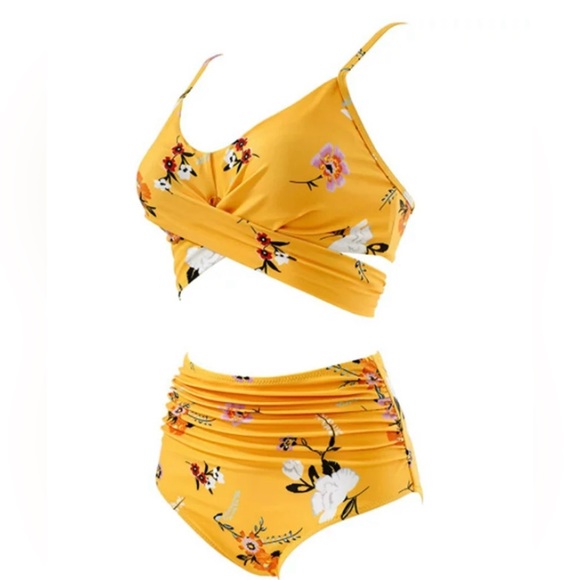 Last one 👙Women's Bikini Set - Criss Cross Bra + High Waisted , 2pc Beachwear - Picture 6 of 15